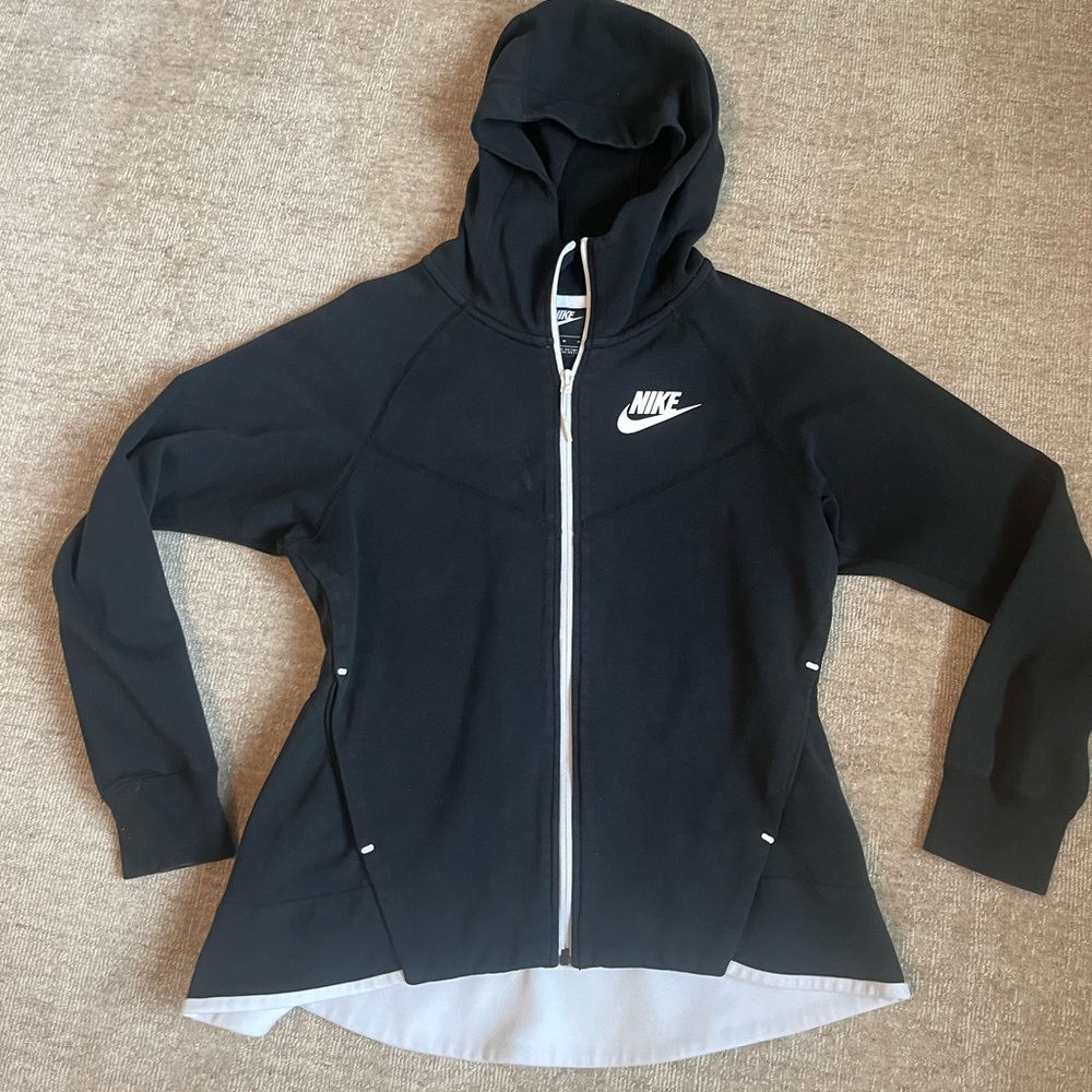 Nike women’s zip tech fleece